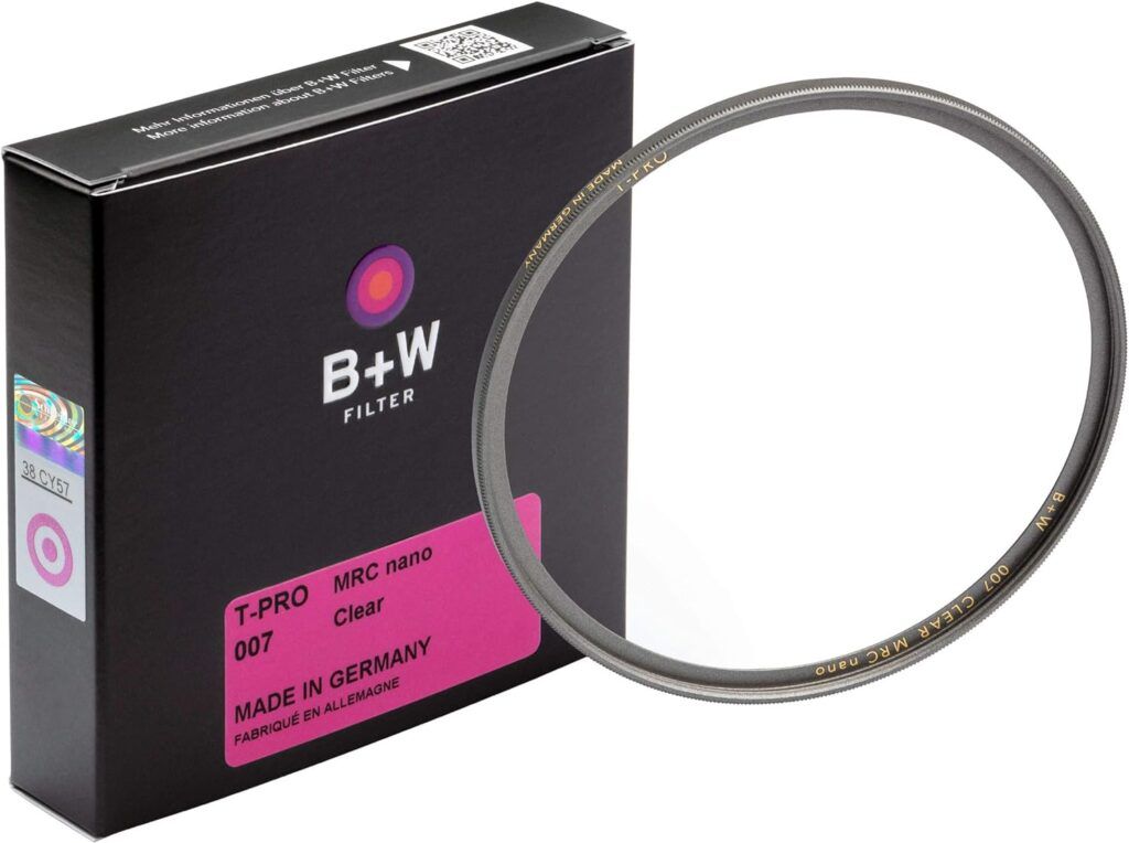 B + W Clear Protection Filter for Camera Lens  Ultra Slim Titan Mount (T-PRO), 007, HTC, 16 Layers Multi-Resistant and Nano Coating, Photography Filter, 72 mm